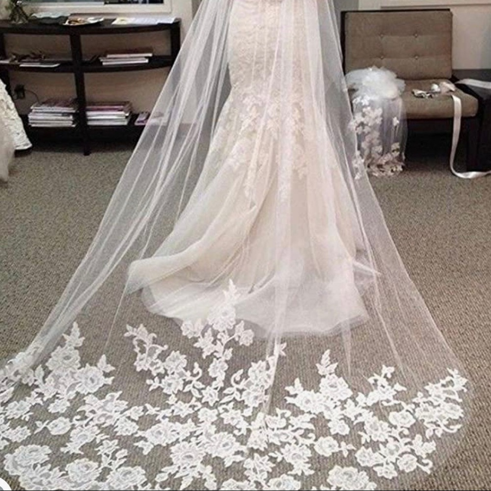 Chapel length wedding veil